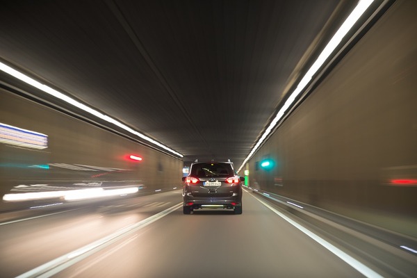 car-2786711_960_720.jpg